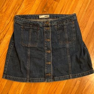 Button front denim mini skirt